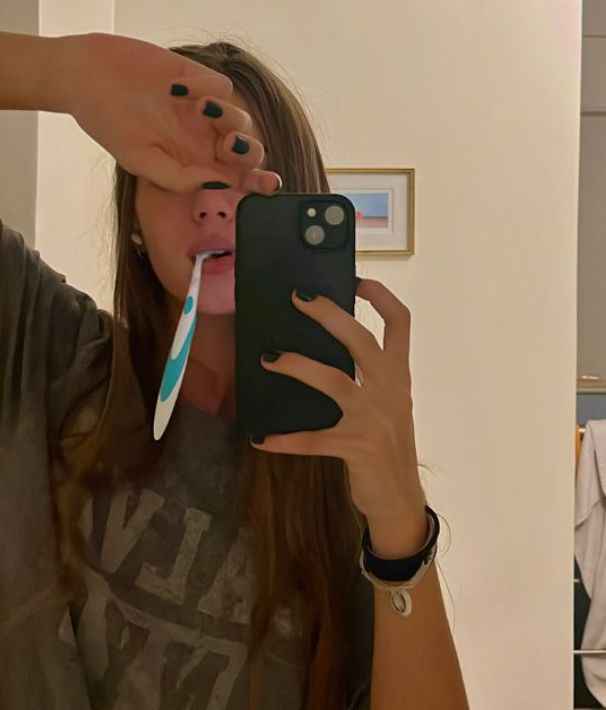<em>Fernanda R.</em>